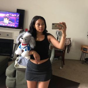 Meet your Posher, Leticia